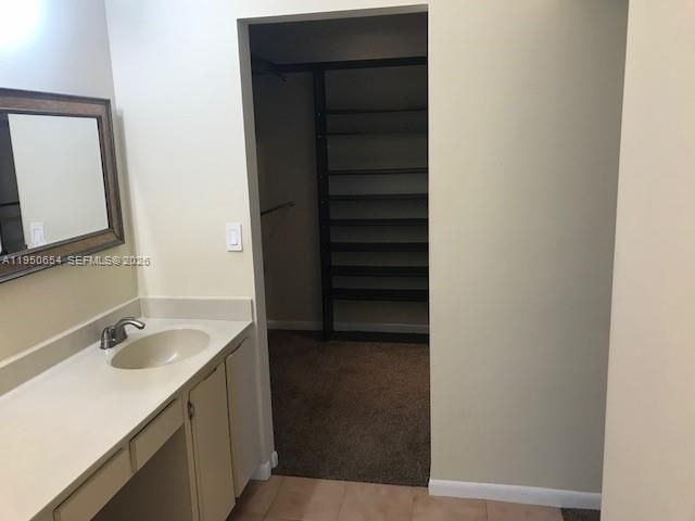 337 Ives Dairy Rd 1, Miami, FL 33179