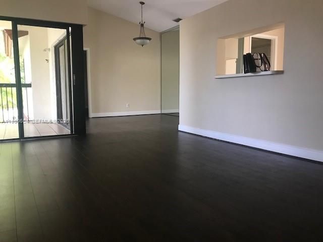 337 Ives Dairy Rd 1, Miami, FL 33179