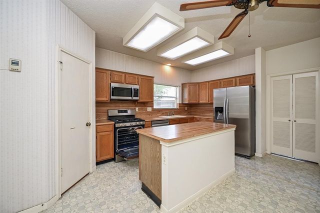 20018 Doherty Circle, Katy, TX 77449