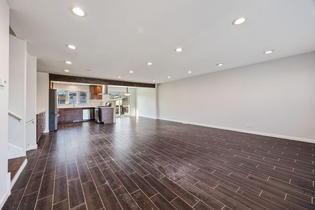 1315 Prince Drive, South Holland, IL 60473