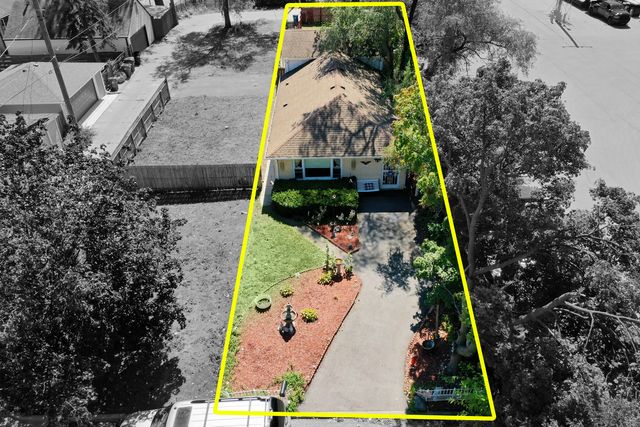 9139 Walnut Avenue, Franklin Park, IL 60131
