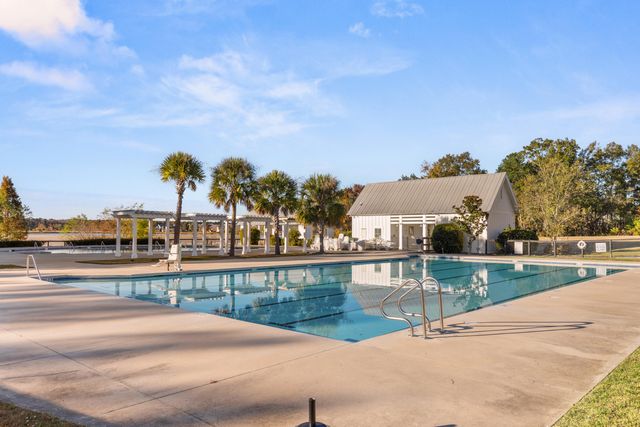 432 Trotters Lane, Moncks Corner, SC 29461