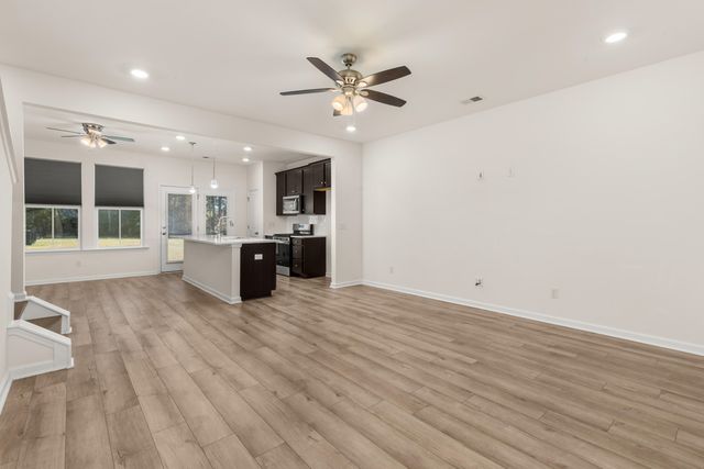 432 Trotters Lane, Moncks Corner, SC 29461