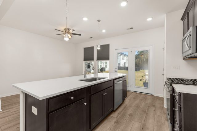 432 Trotters Lane, Moncks Corner, SC 29461