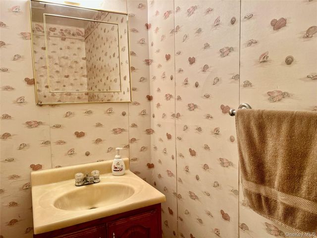 46 Blue Point Road E, Holtsville, NY 11742