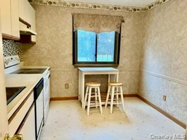 46 Blue Point Road E, Holtsville, NY 11742