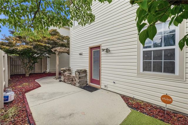 1519 Tallwood CIR, Chesapeake, VA 23320