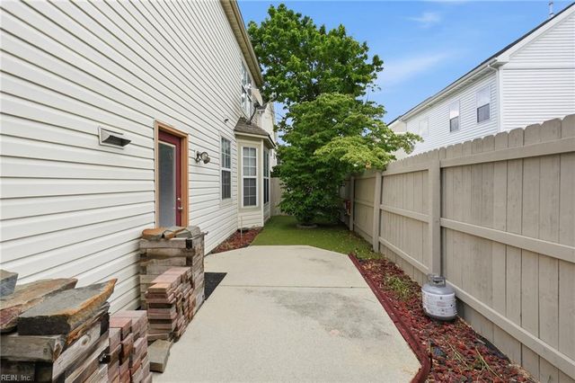 1519 Tallwood CIR, Chesapeake, VA 23320