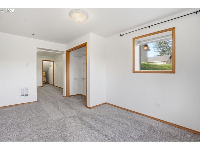 13708 Ne 401ST Way, Amboy, WA 98601