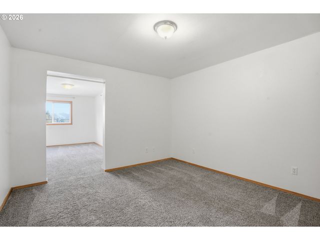 13708 Ne 401ST Way, Amboy, WA 98601