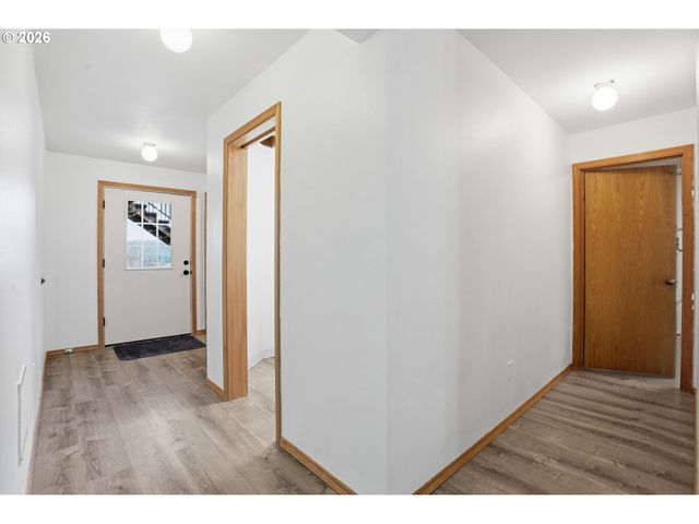 13708 Ne 401ST Way, Amboy, WA 98601