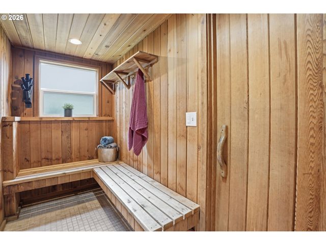 13708 Ne 401ST Way, Amboy, WA 98601