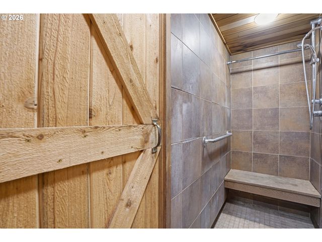 13708 Ne 401ST Way, Amboy, WA 98601