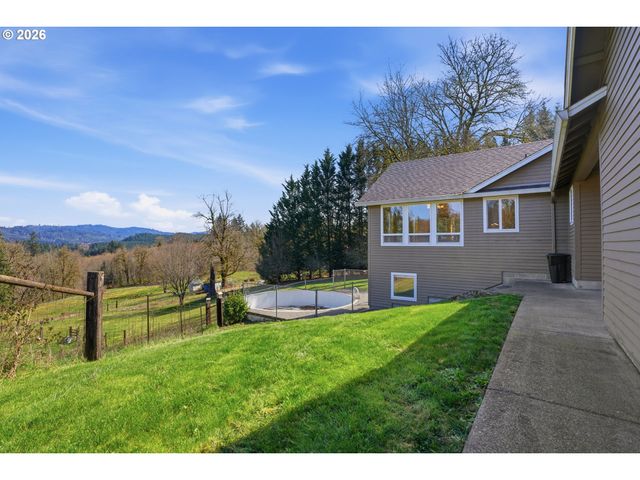 13708 Ne 401ST Way, Amboy, WA 98601