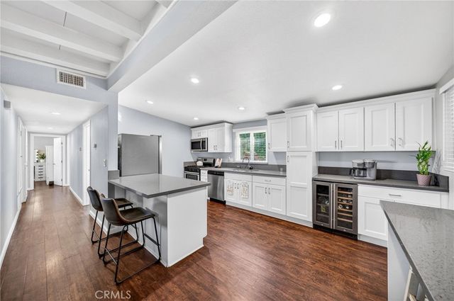 3548 Everest Avenue, Riverside, CA 92503