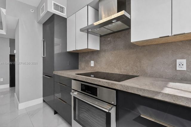 1330 West Ave 3206, Miami Beach, FL 33139