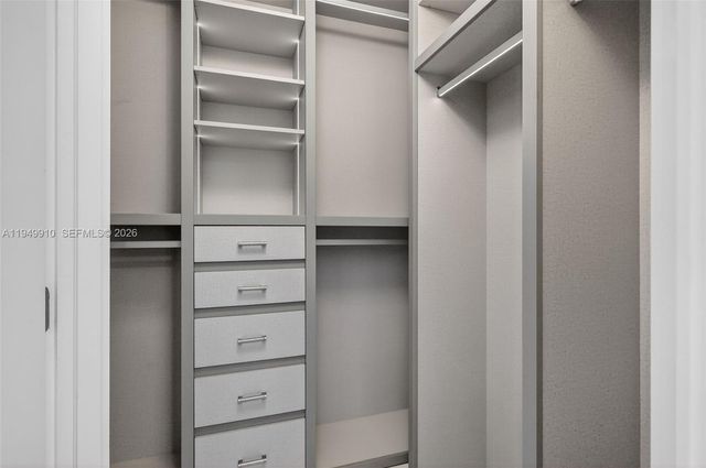 1330 West Ave 3206, Miami Beach, FL 33139