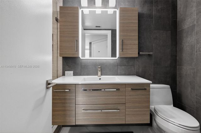 1330 West Ave 3206, Miami Beach, FL 33139