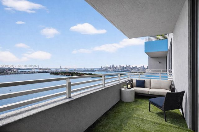 1330 West Ave 3206, Miami Beach, FL 33139