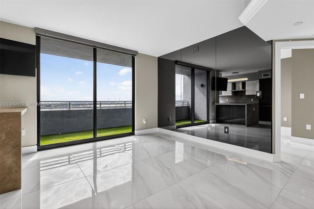 1330 West Ave 3206, Miami Beach, FL 33139