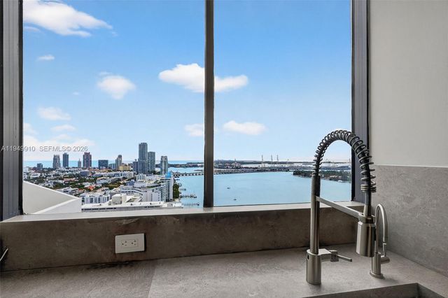 1330 West Ave 3206, Miami Beach, FL 33139