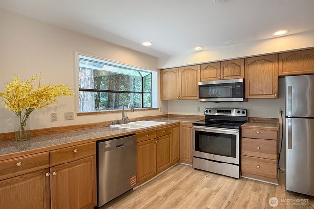 2117 227th Avenue NE, Sammamish, WA 98074