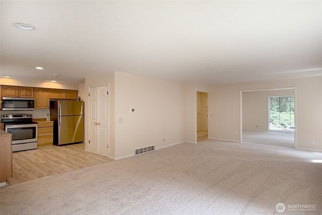 2117 227th Avenue NE, Sammamish, WA 98074