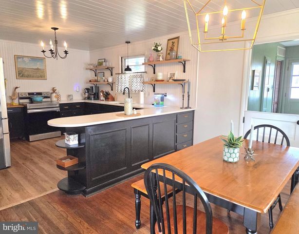 329 MAPLE AVE, Federalsburg, MD 21632