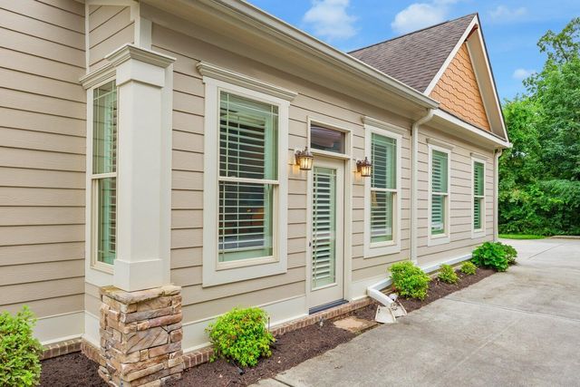 9141 Leyland Drive, Ooltewah, TN 37363