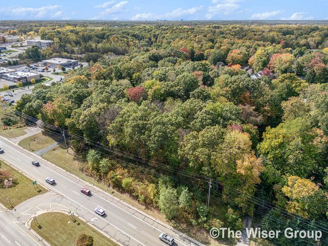 2415 E Beltline Avenue NE, Grand Rapids, MI 49525