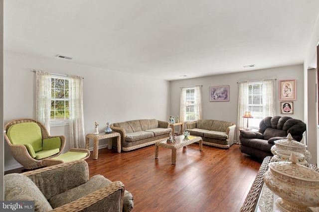 216 YORKTOWNE DR, Little Egg Harbor Twp, NJ 08087