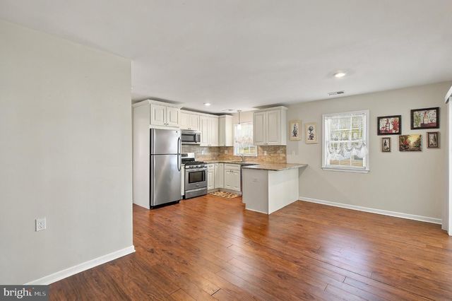 216 YORKTOWNE DR, Little Egg Harbor Twp, NJ 08087