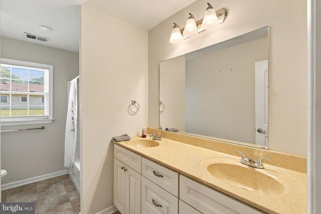 216 YORKTOWNE DR, Little Egg Harbor Twp, NJ 08087