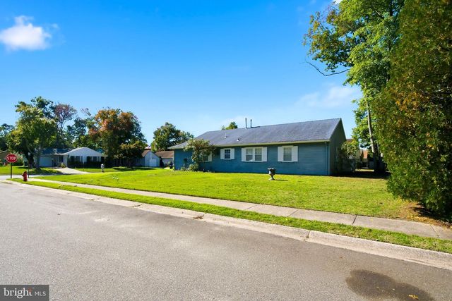 216 YORKTOWNE DR, Little Egg Harbor Twp, NJ 08087
