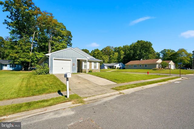 216 YORKTOWNE DR, Little Egg Harbor Twp, NJ 08087