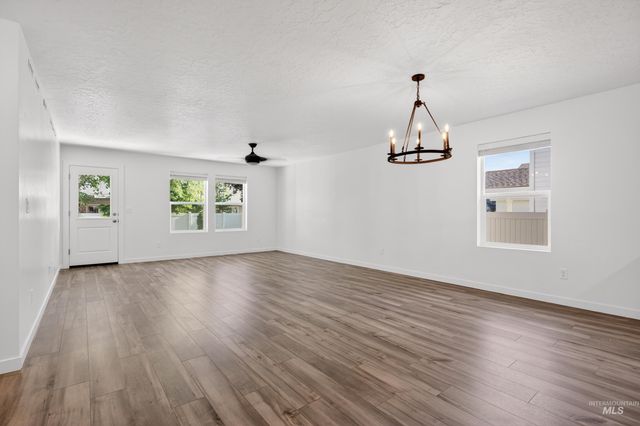 10978 W Hidden Point St, Star, ID 83669