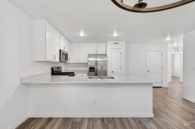 10978 W Hidden Point St, Star, ID 83669