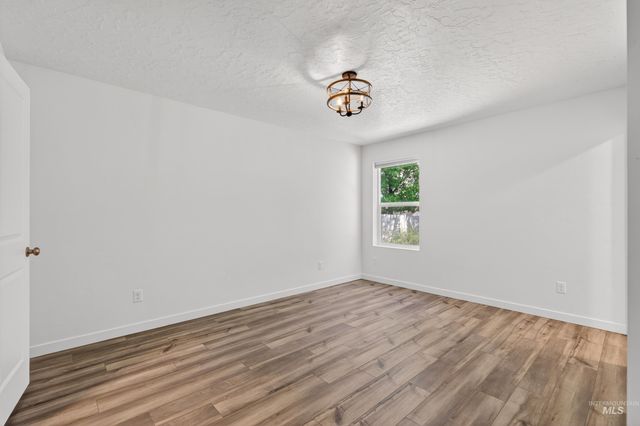 10978 W Hidden Point St, Star, ID 83669