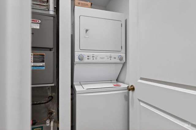 10978 W Hidden Point St, Star, ID 83669