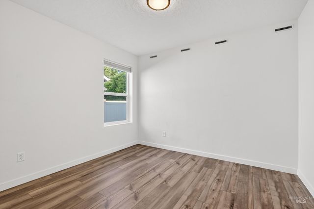 10978 W Hidden Point St, Star, ID 83669