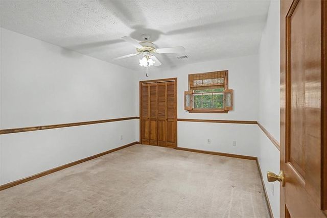 382 Indian Lake Court, Hiram, GA 30141