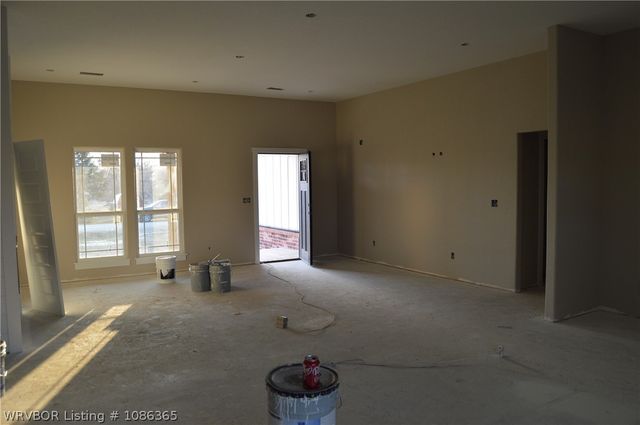 203 Blackstone Drive, Wister, OK 74966