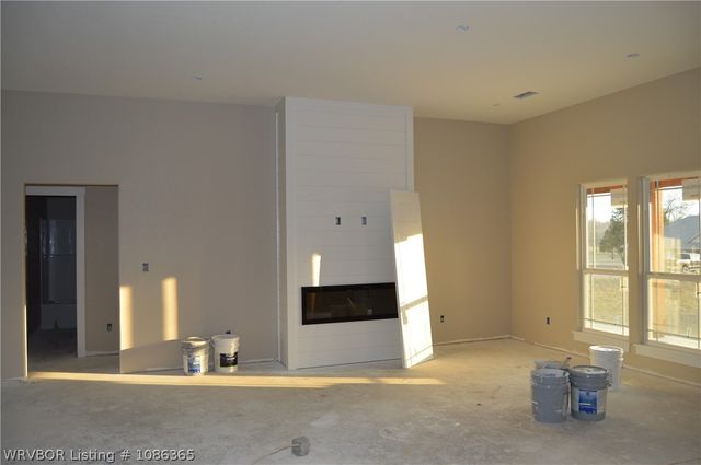 203 Blackstone Drive, Wister, OK 74966