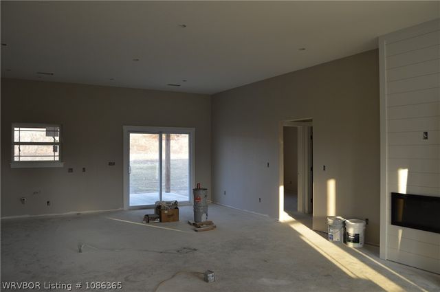 203 Blackstone Drive, Wister, OK 74966