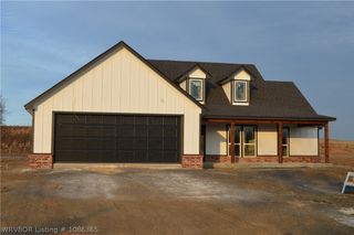 203 Blackstone Drive, Wister, OK 74966