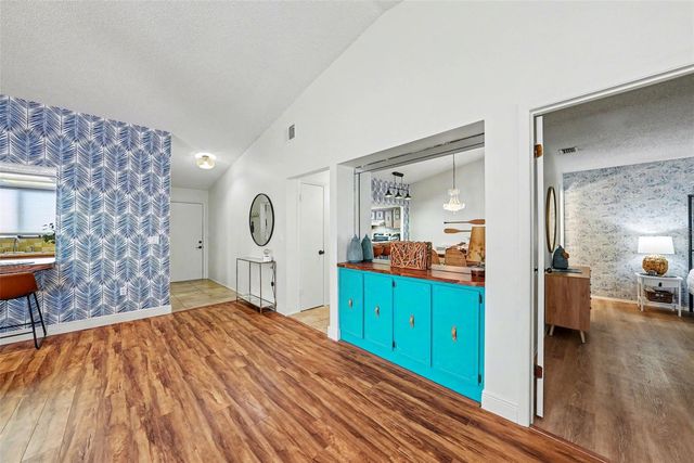 9990 EAGLES POINT CIRCLE 4, Port Richey, FL 34668