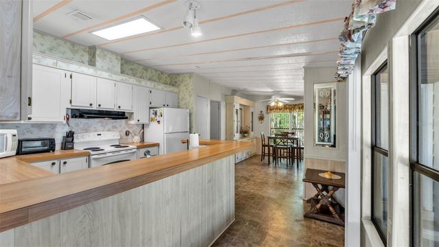 4959 COLONNADES CIRCLE W, Lakeland, FL 33811