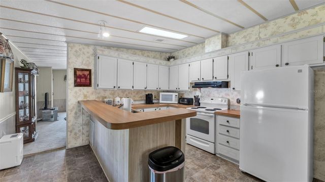 4959 COLONNADES CIRCLE W, Lakeland, FL 33811