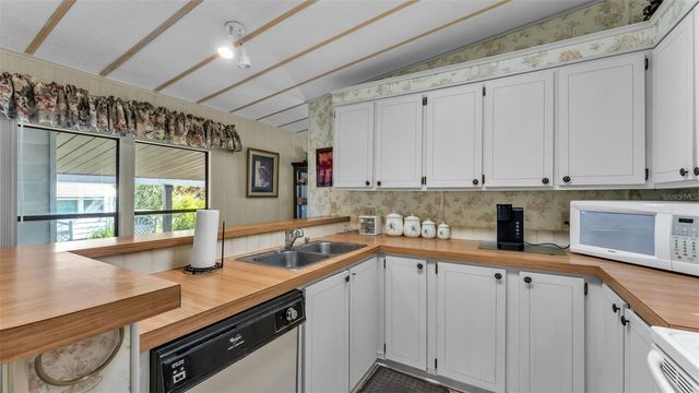 4959 COLONNADES CIRCLE W, Lakeland, FL 33811