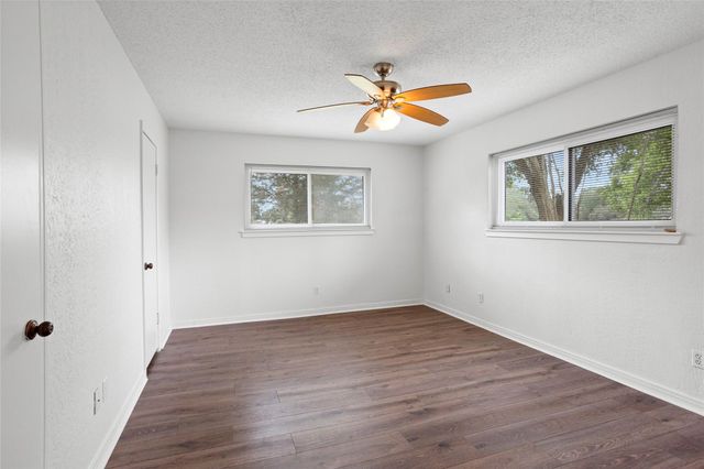 1717 Jones Street, Alvin, TX 77511